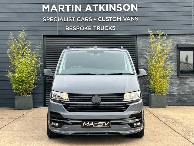 2023 Volkswagen Transporter 2.0 TDI 150ps Highline Kombi Conversion DSG LWB