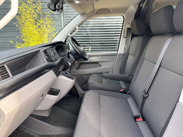 2020 Volkswagen Transporter 2.0 TDi 150ps Highline Van DSG SWB