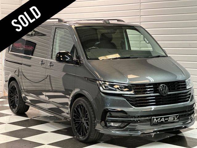 Volkswagen Transporter 2.0 TDI 150ps Highline Kombi Van DSG SWB Combi Van Diesel Indium Grey