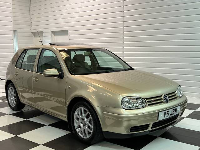 Volkswagen Golf 2.3 V5 5dr Auto 170BHP Hatchback Petrol Desert Beige Metallic