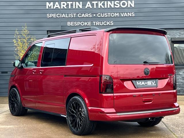 2023 Volkswagen Transporter 2.0 BiTDi 204ps Highline Kombi Van 4MOTION DSG SWB