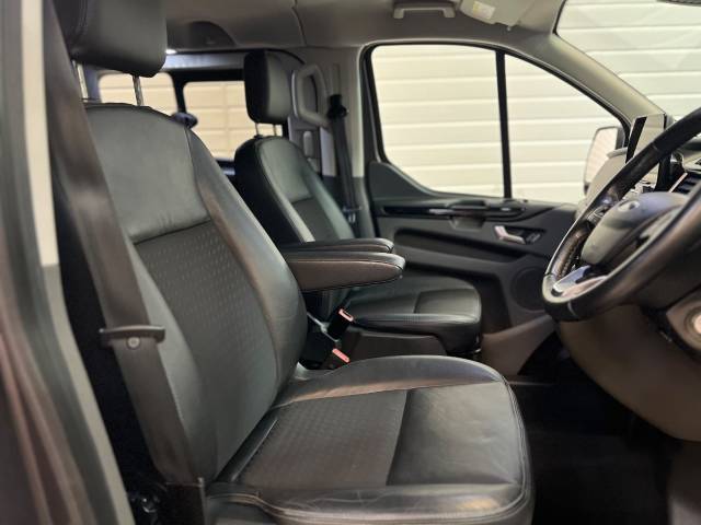 2020 Ford Transit Custom 2.0 EcoBlue 185ps Low Roof D/Cab Sport Van Auto