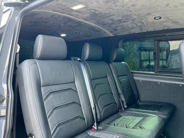 2024 Volkswagen Transporter 2.0 BiTDI 204 Highline Kombi Van 4MOTION DSG