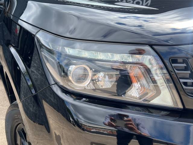 2019 Nissan Navara Double Cab Pick Up N-Guard 2.3dCi 190 TT 4WD Auto