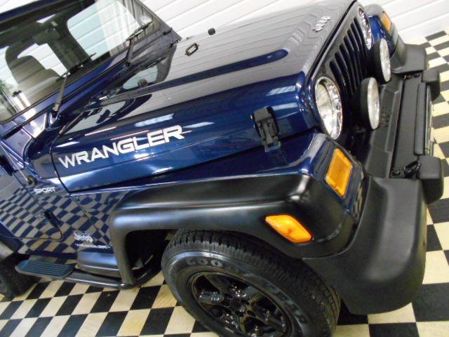Jeep Wrangler 4.0 Sport 2dr 4X4 6 SPEED SOFT TOP~28000 MILES~ Convertible Petrol Sapphire Blue Metallic