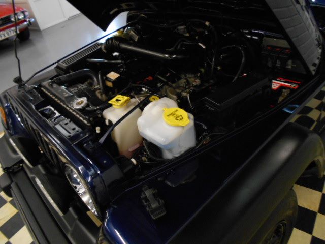 Jeep Wrangler 4.0 Sport 2dr 4X4 6 SPEED SOFT TOP~28000 MILES~ Convertible Petrol Sapphire Blue Metallic