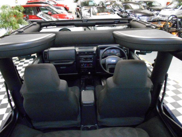 Jeep Wrangler 4.0 Sport 2dr 4X4 6 SPEED SOFT TOP~28000 MILES~ Convertible Petrol Sapphire Blue Metallic