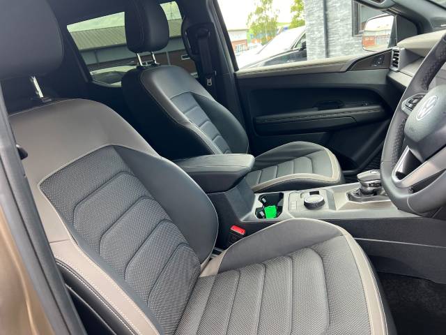 2024 Volkswagen Amarok 2024 Volkswagen Amarok 3.0 TDI V6 MA-SV Black Edition Style Premium Pack 4Motion