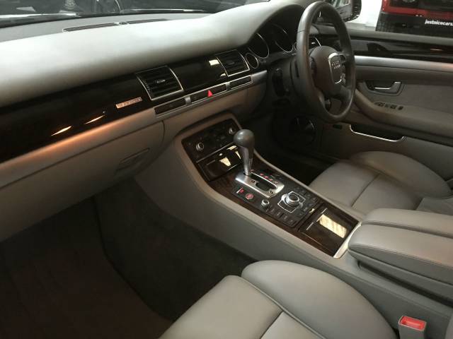 2010 Audi A8 4.2 FSI Quattro SE 4dr Tip Auto