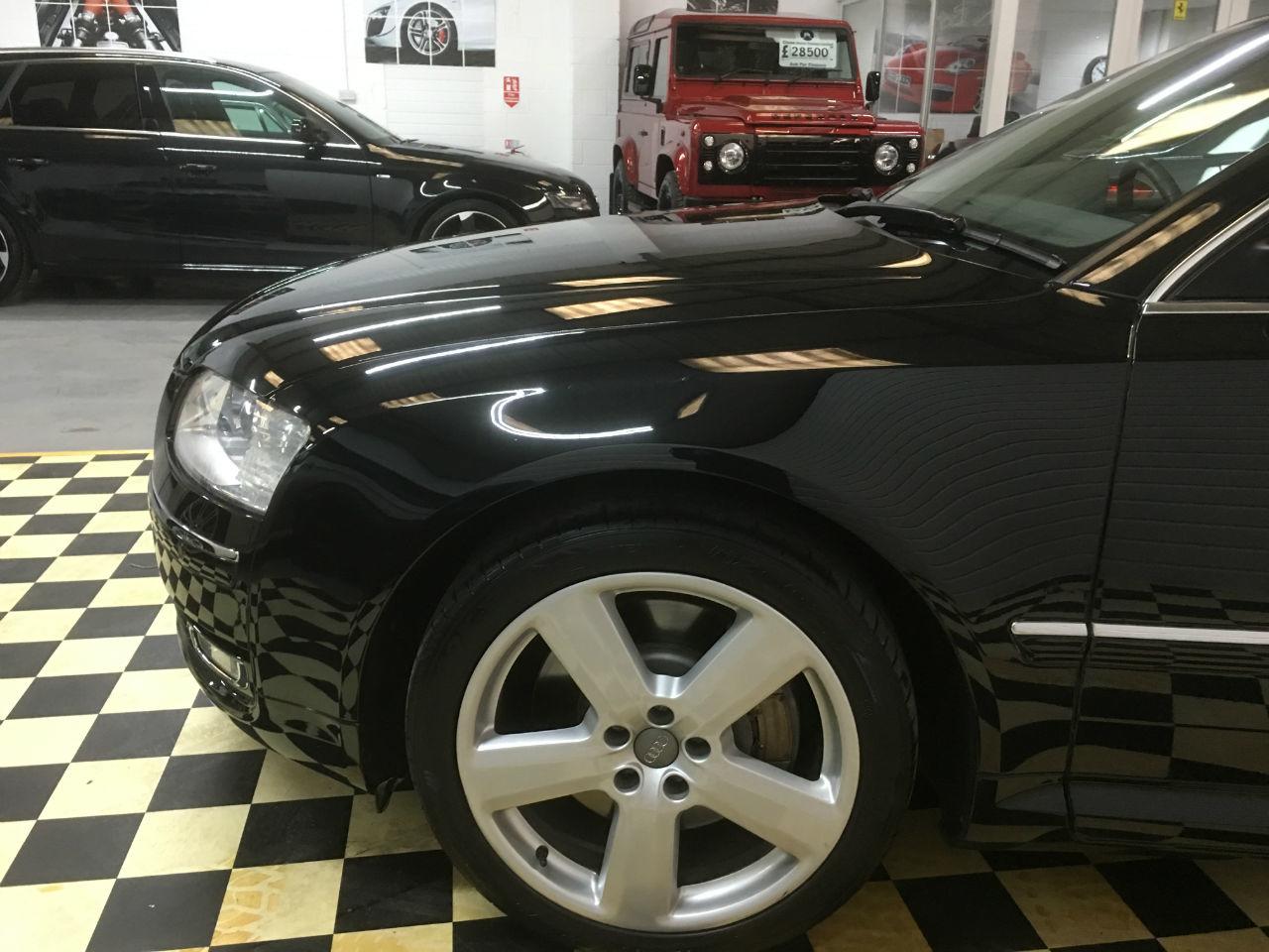 Audi A8 4.2 FSI Quattro SE 4dr Tip Auto Saloon Petrol Black