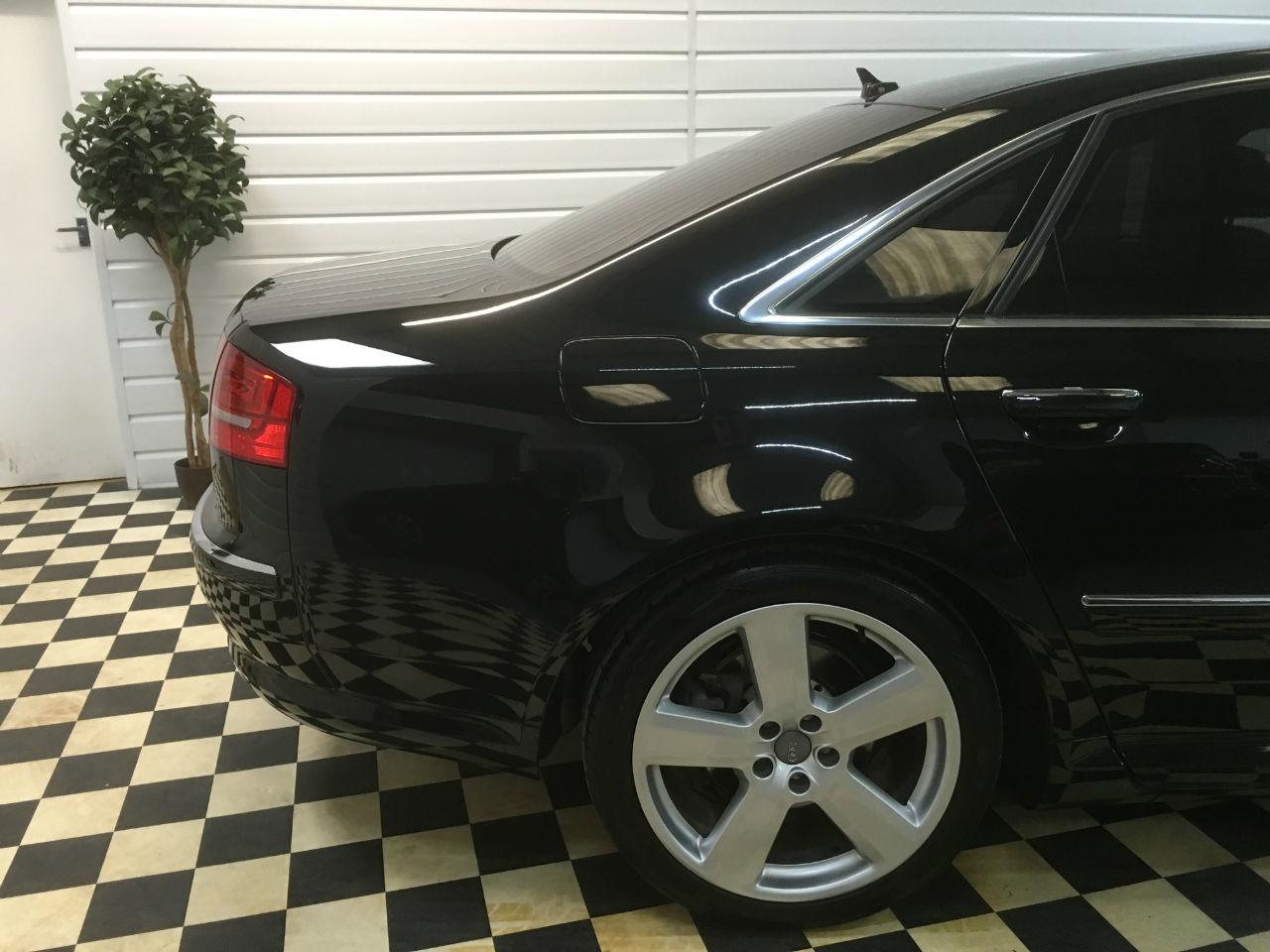 Audi A8 4.2 FSI Quattro SE 4dr Tip Auto Saloon Petrol Black