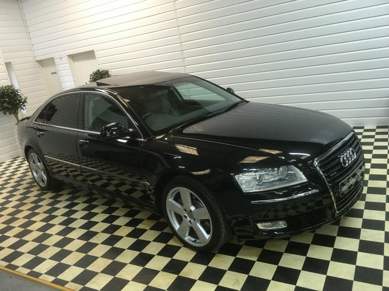 Audi A8 4.2 FSI Quattro SE 4dr Tip Auto Saloon Petrol Black