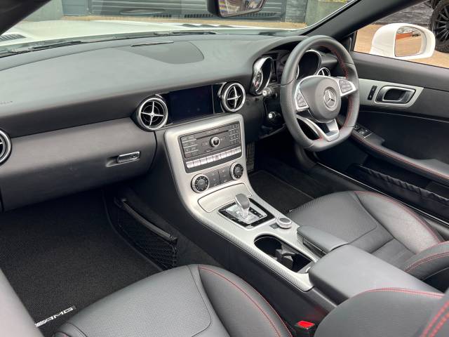 2017 Mercedes-Benz SLC 2.0 SLC 200 AMG Line 2dr 9G-Tronic