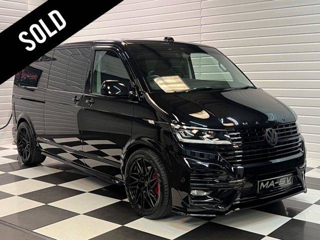 Volkswagen Transporter 2.0 BiTDI 204 Highline Kombi Van 4MOTION DSG Combi Van Diesel Black