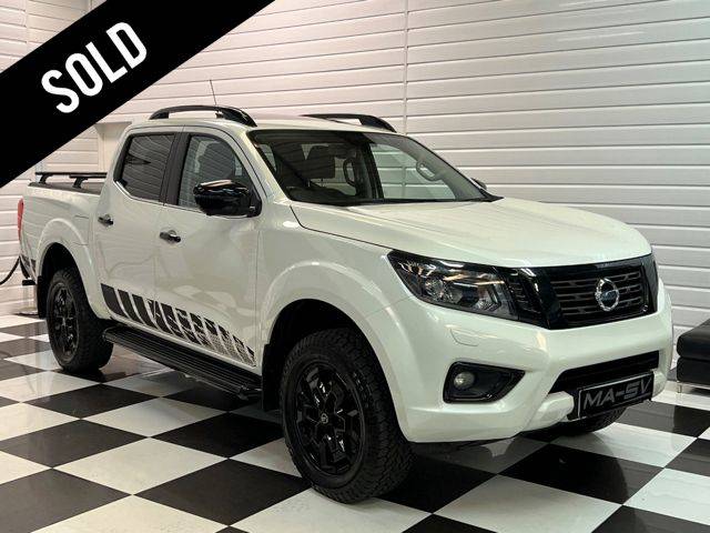 Nissan Navara Double Cab Pick Up N-Guard 2.3dCi 190 TT 4WD Auto Pick Up Diesel White