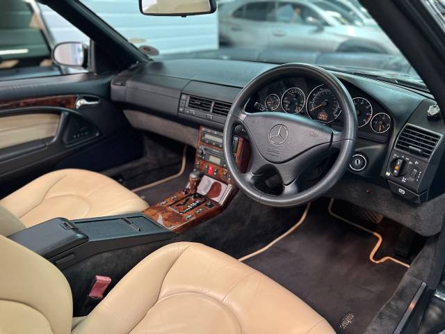 2001 Mercedes-Benz SL Series 2.8 SL280 V6 R129 2dr Auto