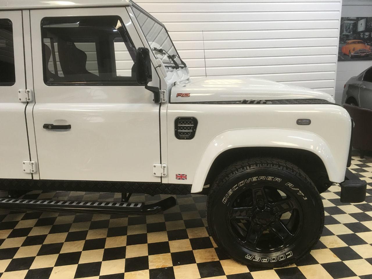 Land Rover Defender Defender 110 LHD (Left Hand Drive) 2.4 TDCi Station Wagon 7 Seater 5dr Estate Diesel Fuji White