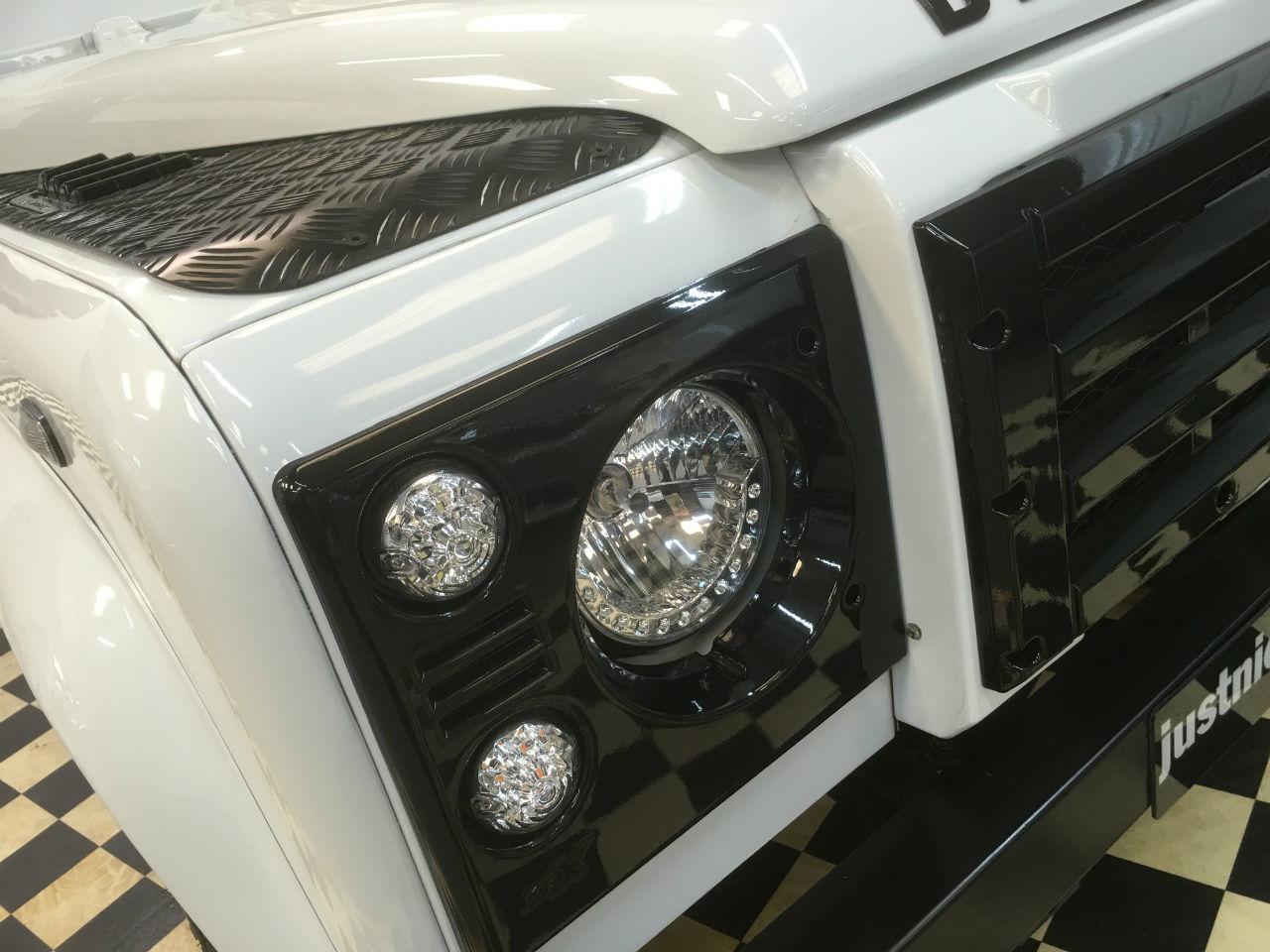 Land Rover Defender Defender 110 LHD (Left Hand Drive) 2.4 TDCi Station Wagon 7 Seater 5dr Estate Diesel Fuji White
