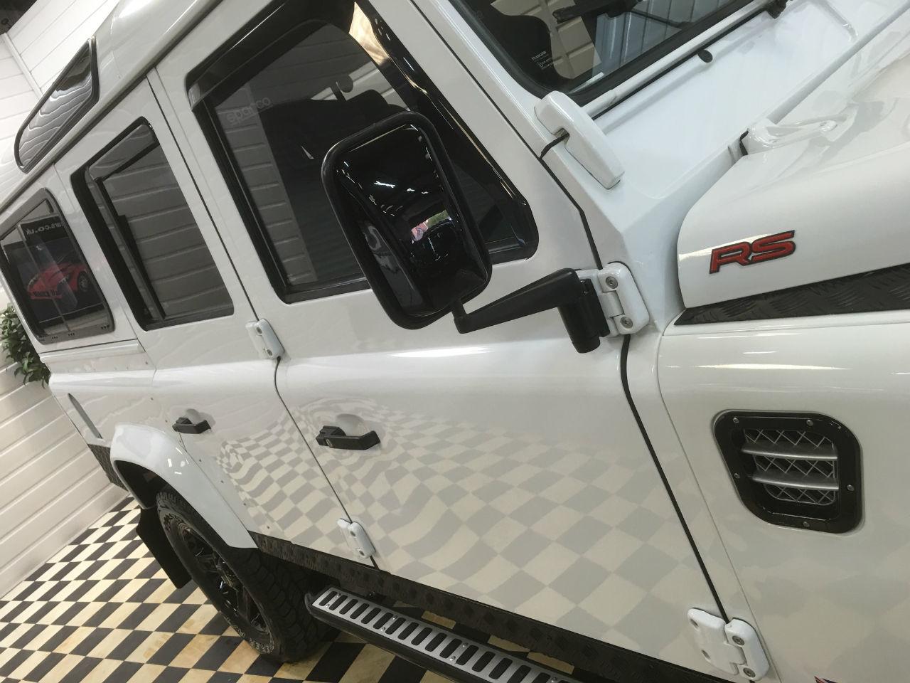 Land Rover Defender Defender 110 LHD (Left Hand Drive) 2.4 TDCi Station Wagon 7 Seater 5dr Estate Diesel Fuji White