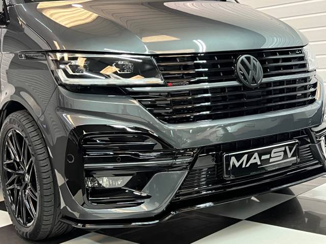 2024 Volkswagen Transporter 2.0 BiTDI 204 Highline Kombi Van 4MOTION DSG