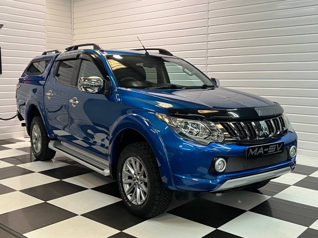 2017 Mitsubishi L200 2.4 Double Cab DI-D 178 Barbarian 4WD