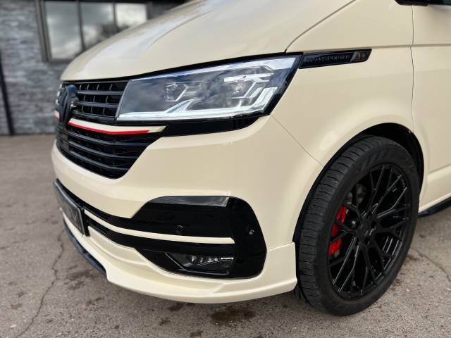 2024 Volkswagen Transporter 2.0 BiTDi 204ps Highline Kombi Van 4MOTION DSG SWB
