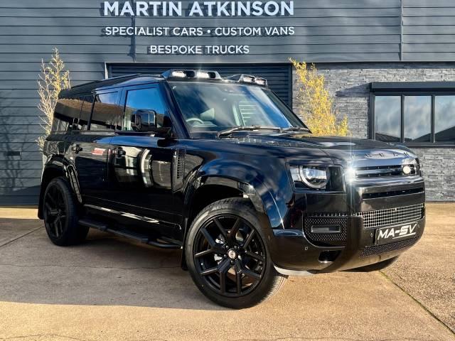 2024 Land Rover Defender Defender 110 X-Dynamic SE Hardtop 3.0 D250 MHEV SUV Auto Commercial