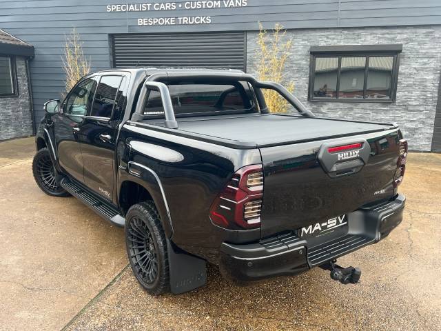 2021 Toyota Hilux MA-SV Black Edition Invincible X Pick Up 2.8 D-4D Auto