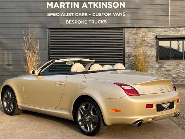 2005 Lexus SC 430 4.3 V8 2dr