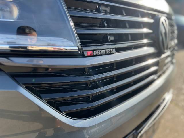 2024 Volkswagen Transporter 2.0 BiTDI 150 Highline Kombi Van 4MOTION DSG