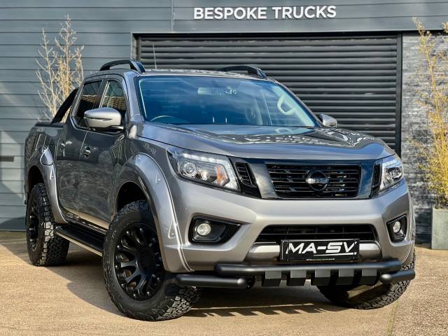 2021 Nissan Navara MA-SV Black Edition Double Cab Pick Up Tekna 2.3dCi 190 TT 4WD Auto