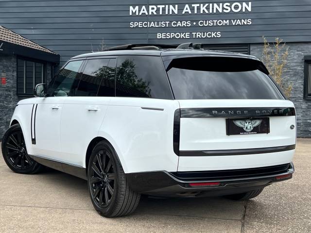 2022 Land Rover Range Rover 3.0 D300 SE 4dr Auto
