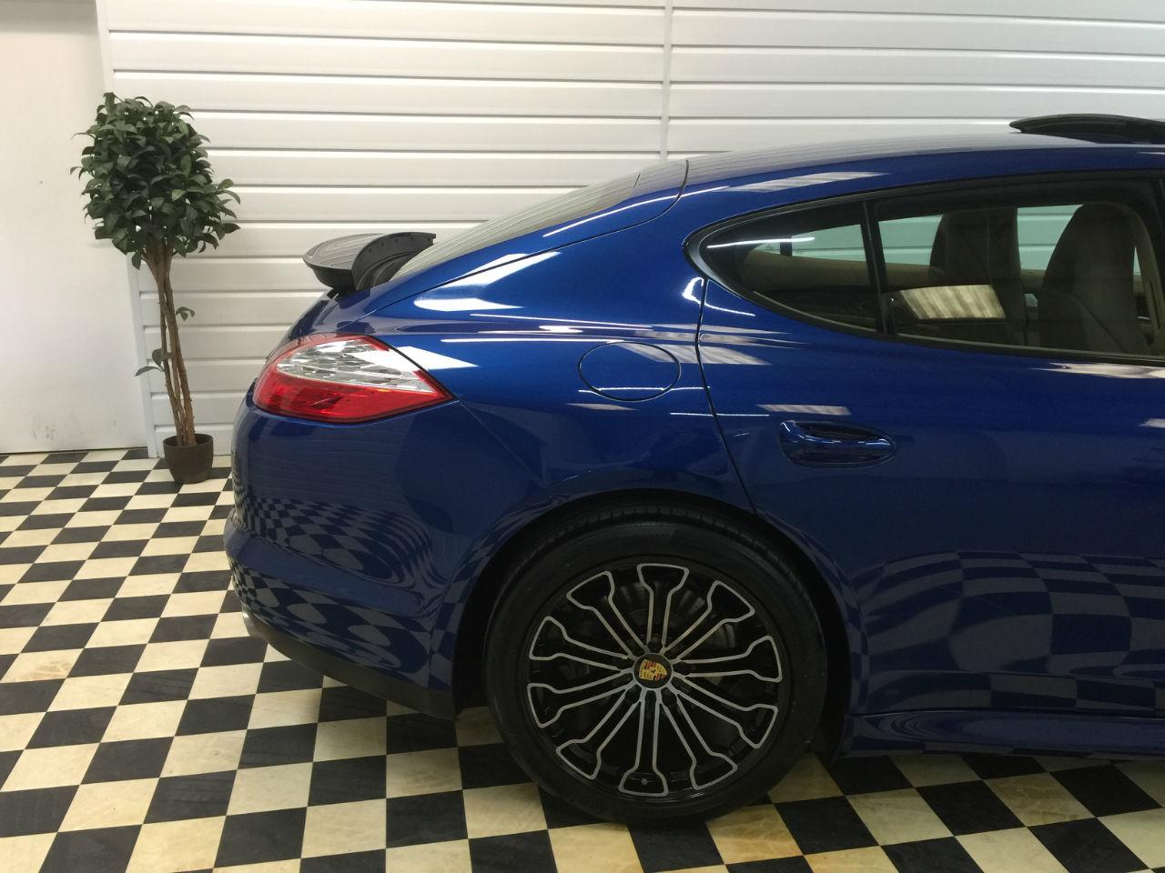 Porsche Panamera 3.6 V6 PDK AUTO Hatchback Petrol Aqua Blue Metallic