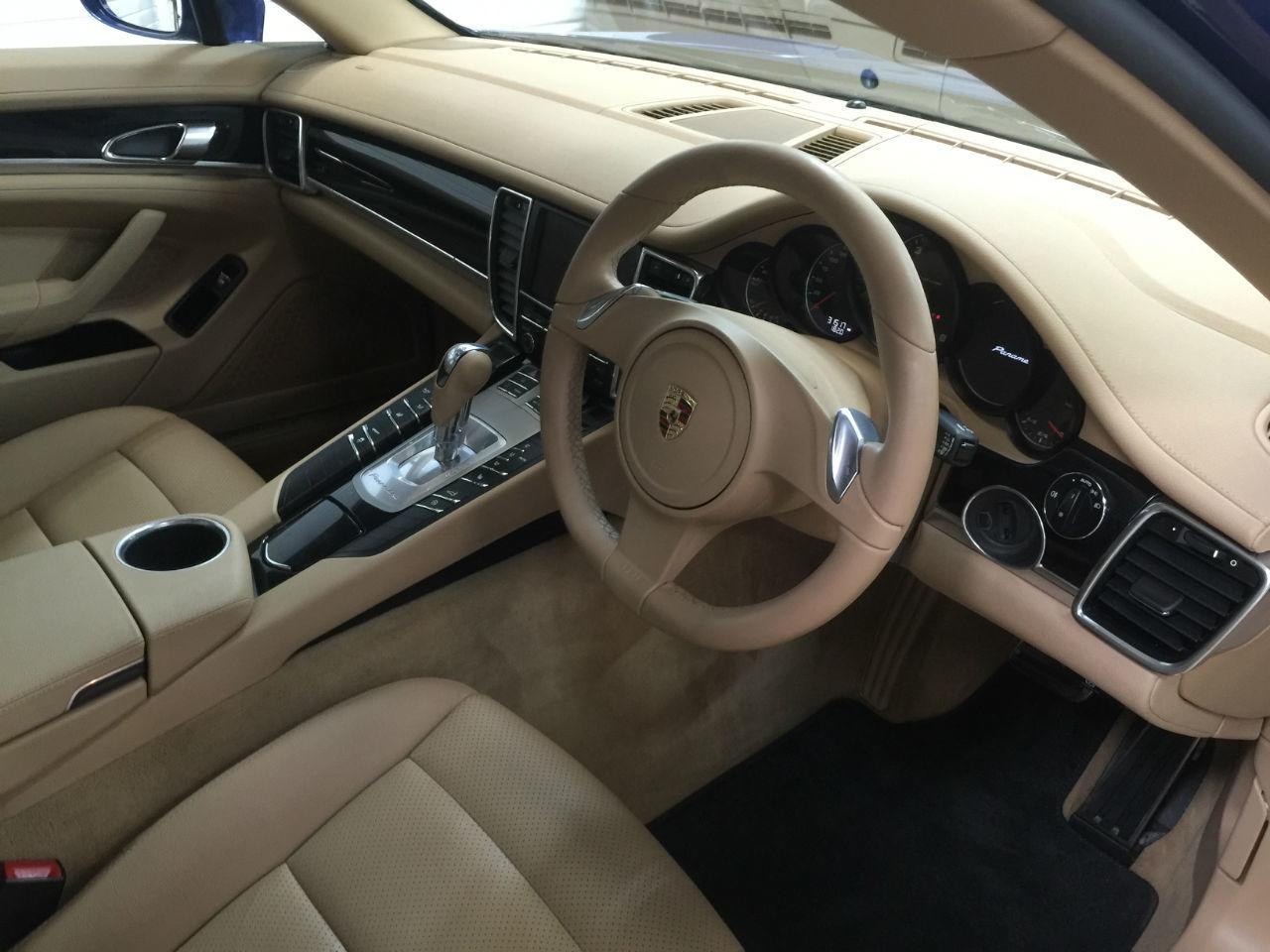 Porsche Panamera 3.6 V6 PDK AUTO Hatchback Petrol Aqua Blue Metallic