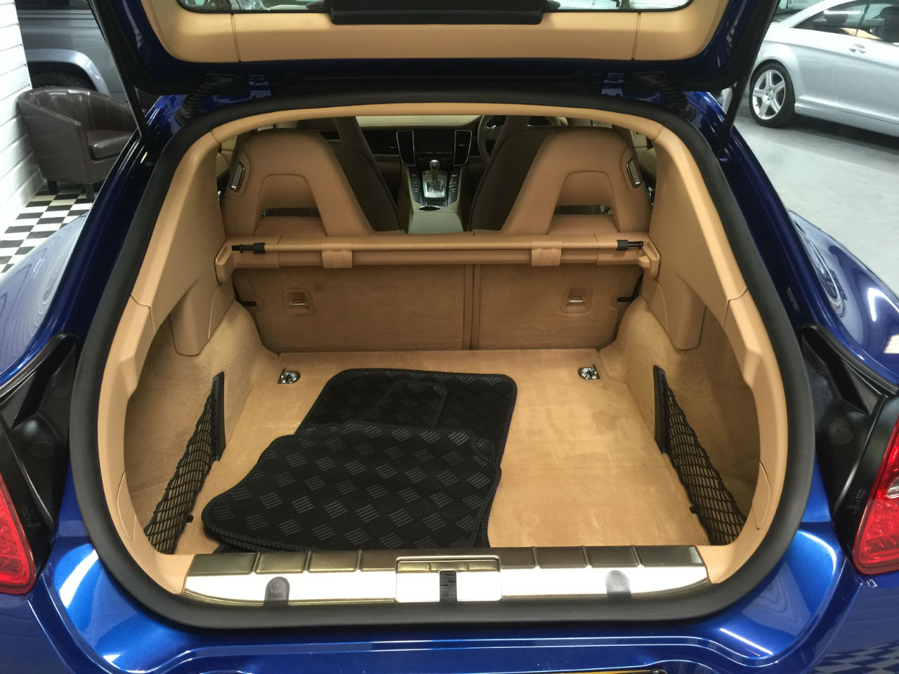Porsche Panamera 3.6 V6 PDK AUTO Hatchback Petrol Aqua Blue Metallic