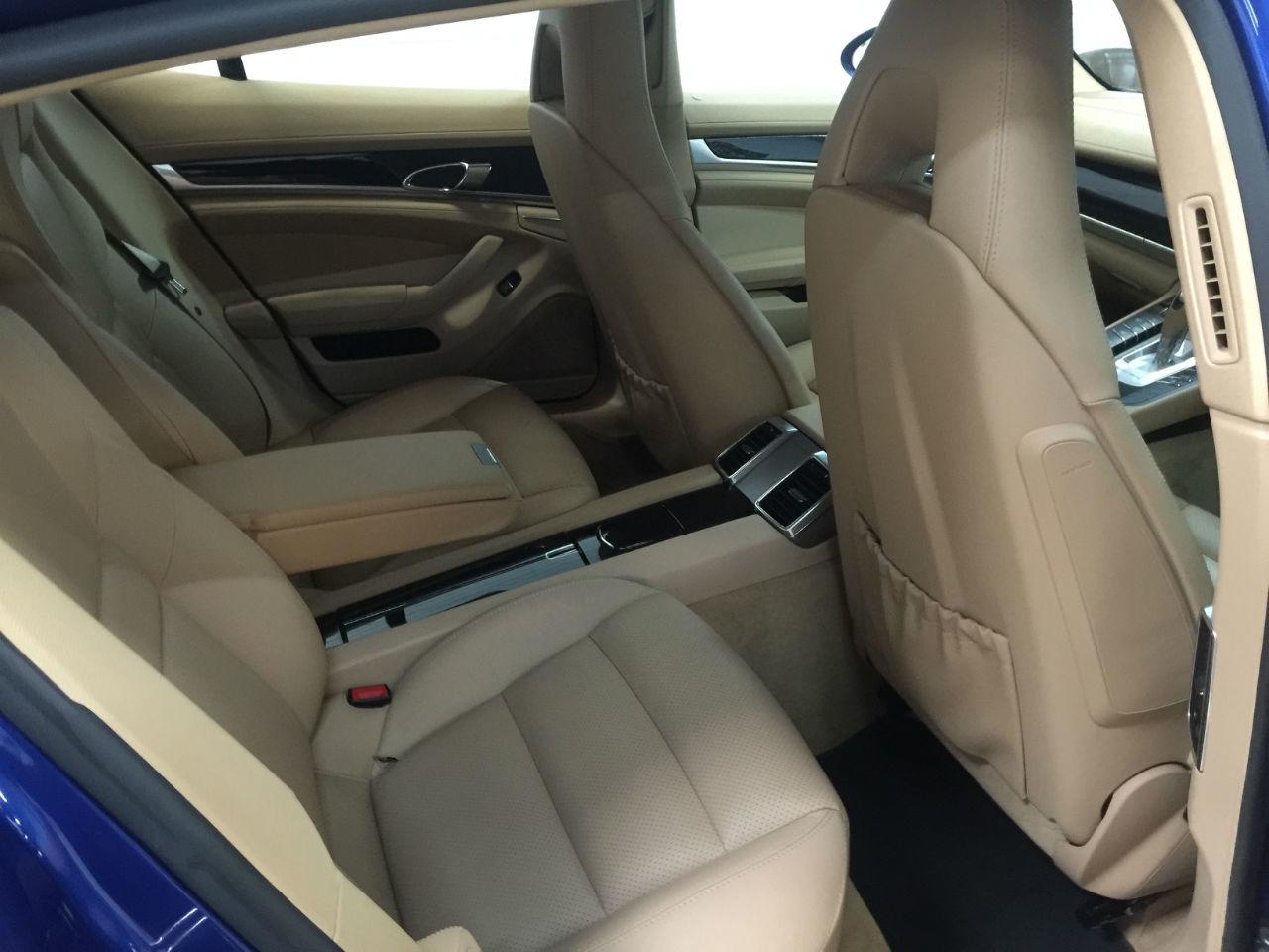 Porsche Panamera 3.6 V6 PDK AUTO Hatchback Petrol Aqua Blue Metallic