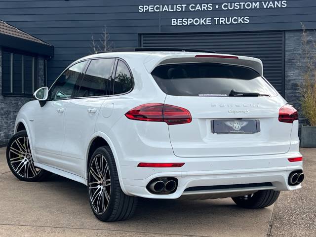 2017 Porsche Cayenne 3.0 S E-Hybrid 5dr Tiptronic S