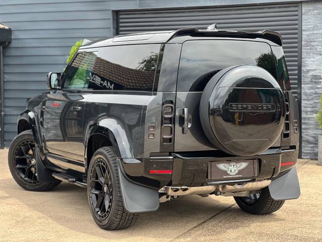 2025 Land Rover Defender 0.0 90 3.0 D250 Hard Top S Auto (BESPOKE STYLING)