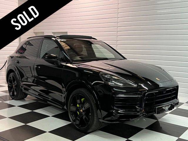 Porsche Cayenne 3.0 E-Hybrid 5dr Tiptronic S Estate Petrol / Electric Hybrid Jet Black Metallic
