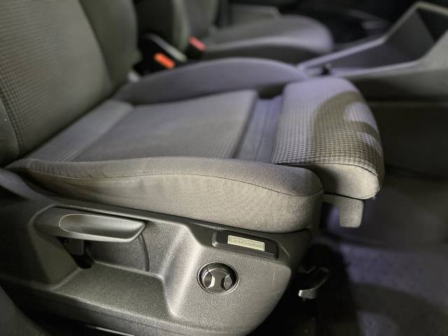 2021 Volkswagen Caddy 2.0 TDI 122PS Commerce Pro Van DSG