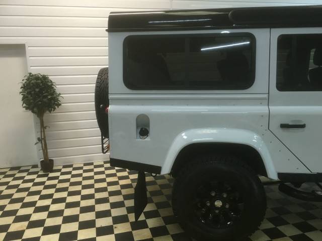 2012 Land Rover Defender XS Station Wagon 2.2 TDCi 7 Seater