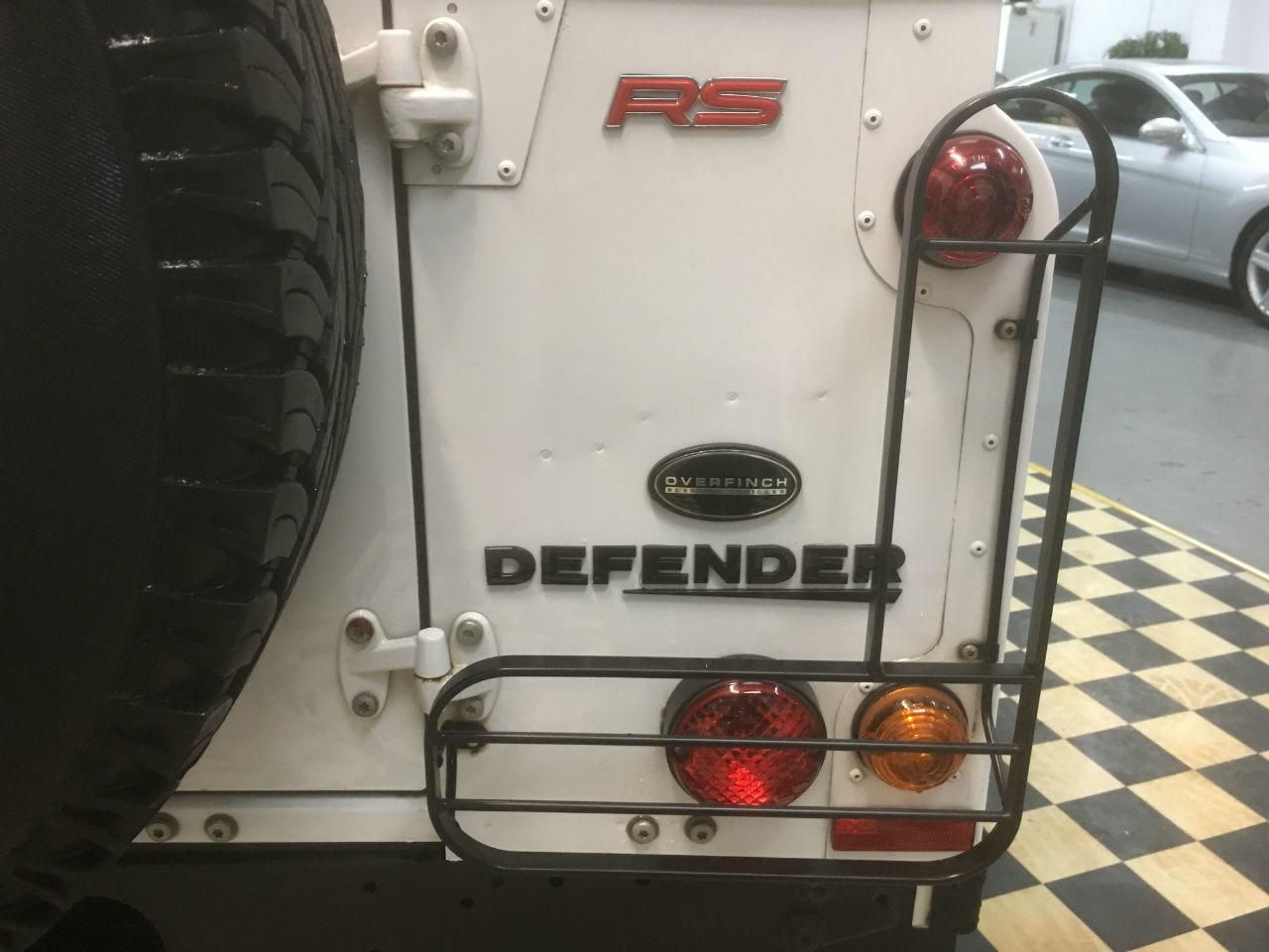 Land Rover Defender XS Station Wagon 2.2 TDCi 7 Seater Four Wheel Drive Diesel Fuji White