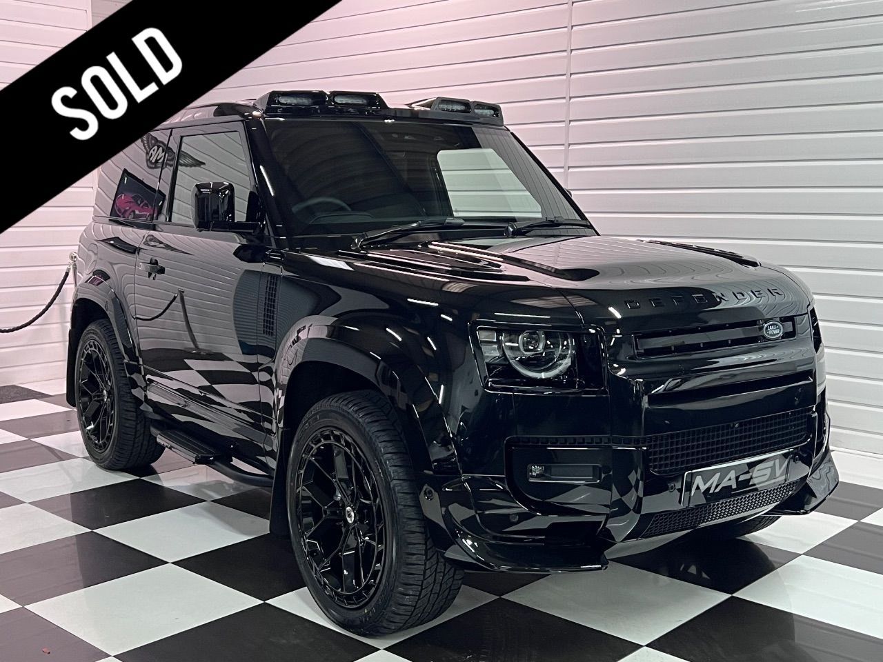 2025 Land Rover Defender