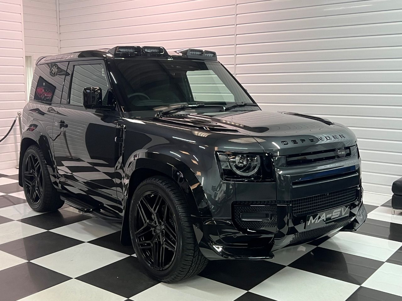 2025 Land Rover Defender