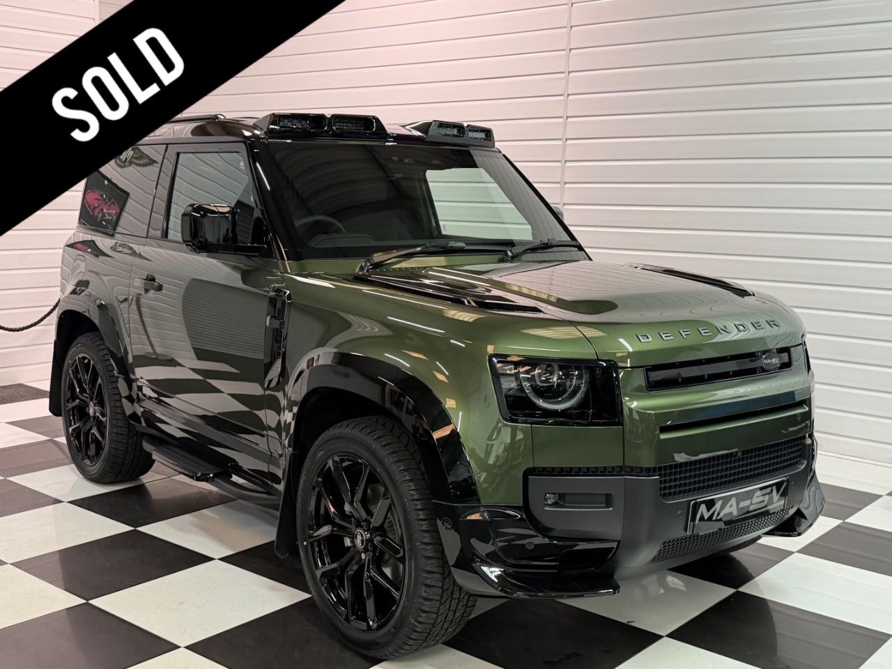 2025 Land Rover Defender