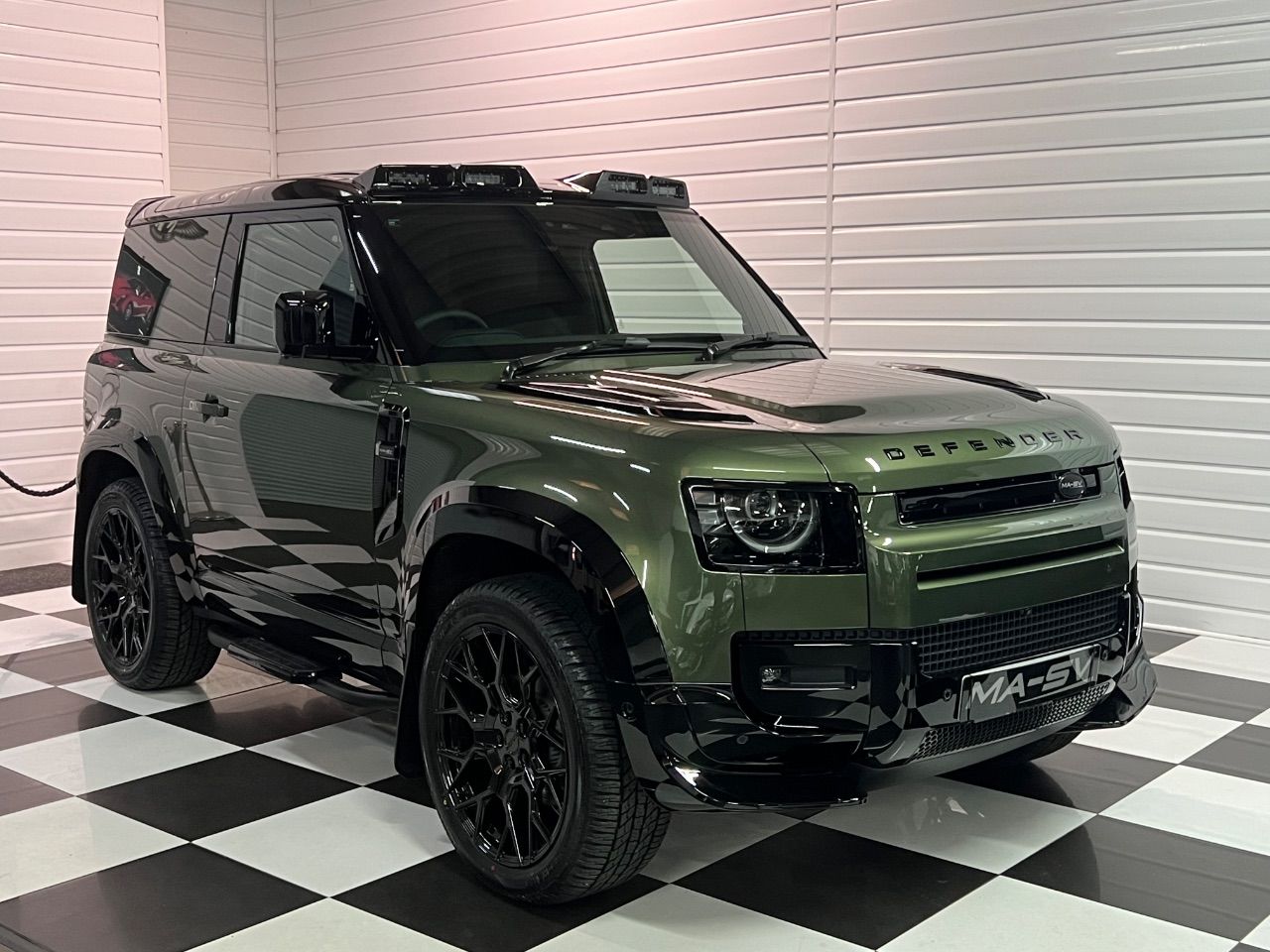 2025 Land Rover Defender