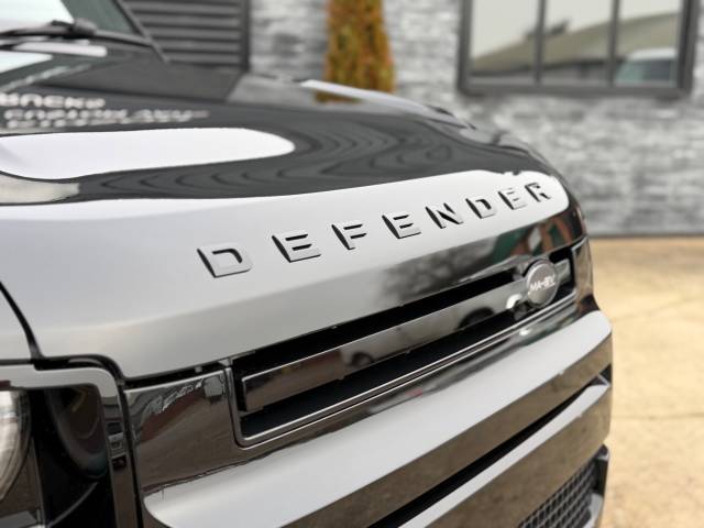 2025 Land Rover Defender 2026MY Defender 110 3.0 D250 S MHEV Hard Top SUV Auto Commercial