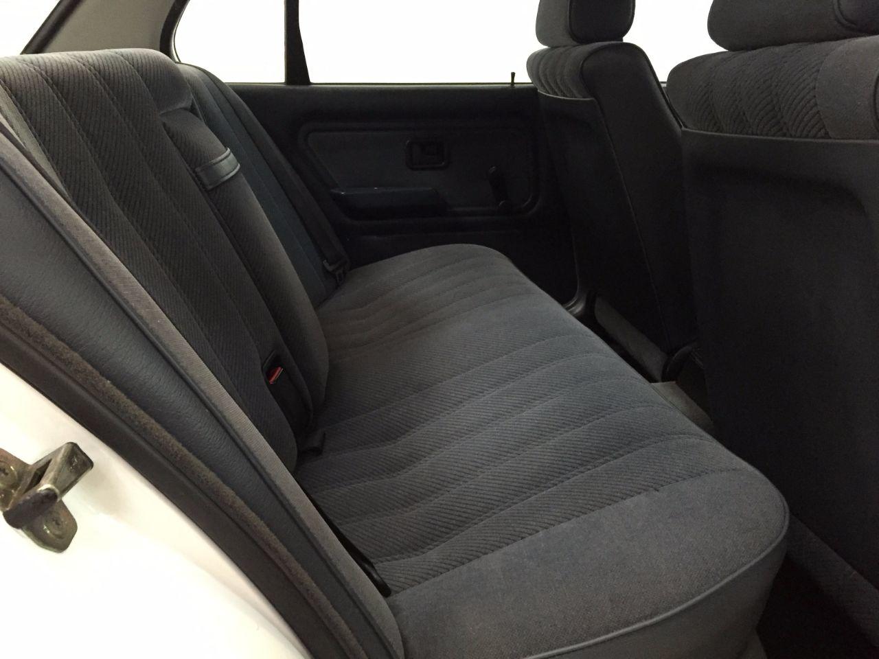BMW 3 Series 2.0 E30 320I AUTO Saloon Petrol White