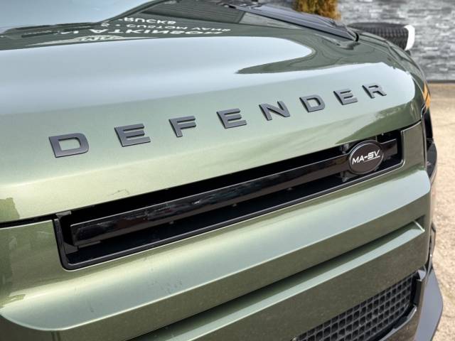 2026 Land Rover Defender 2026MY Defender 110 3.0 D250 X-Dynamic SE MHEV Hard Top SUV Auto Commercial - 2026 (26) - 2026 (26)