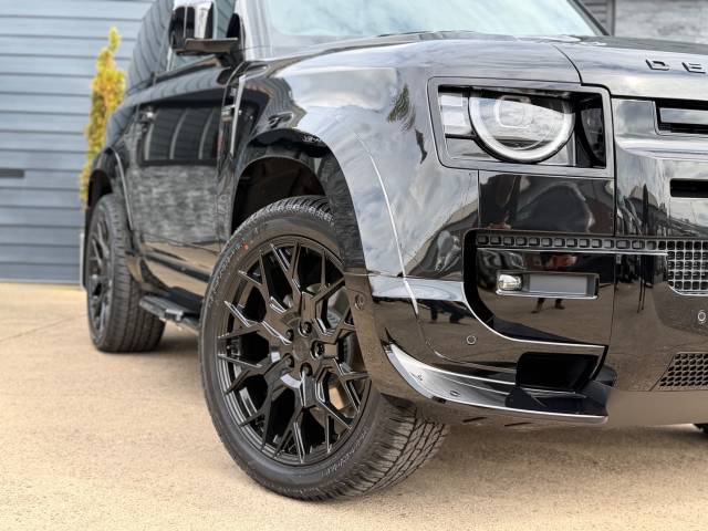 2026 Land Rover Defender 2026MY Defender 90 3.0 D250 X-Dynamic SE MHEV Hard Top SUV Auto Hard Top Commercial
